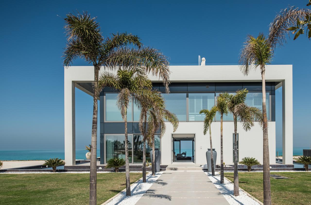 Hotel Nurai Island, Saadiyat Abu Dabi Habitación foto Villa 1001, Marbella, Spain